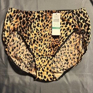 Wacoal Leopard Print Briefs